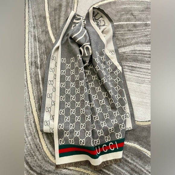 Beautiful Long Full GG Scarves - Picture 7 of 10